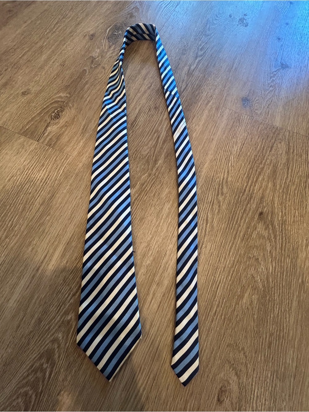 Assorted Striped Silk Tie Collection of many colors - Picture 10 of 14
